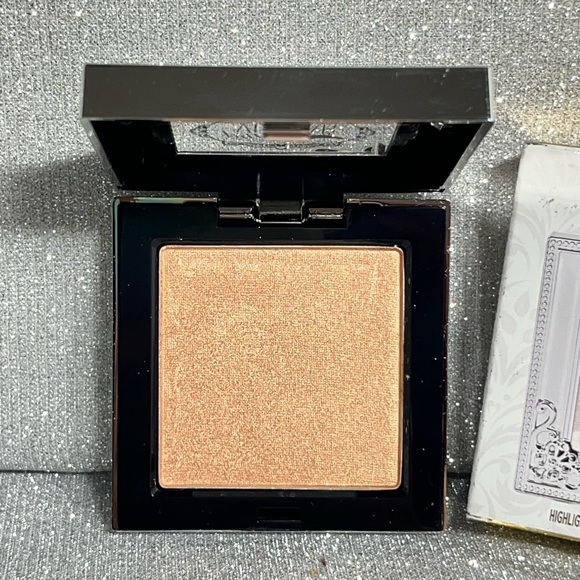 ✨Pretty Vulgar Shimmering Swan Sparkling Sass - Picture 1 of 3